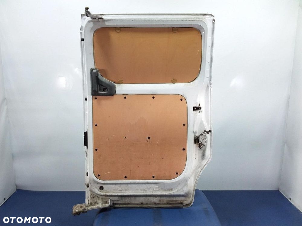 NISSAN NV200 DRZWI BOCZNE PRZESUWNE PRAWE QM1 - 4