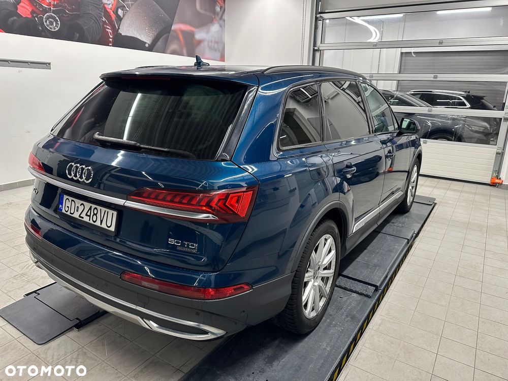 Audi Q7 - 3