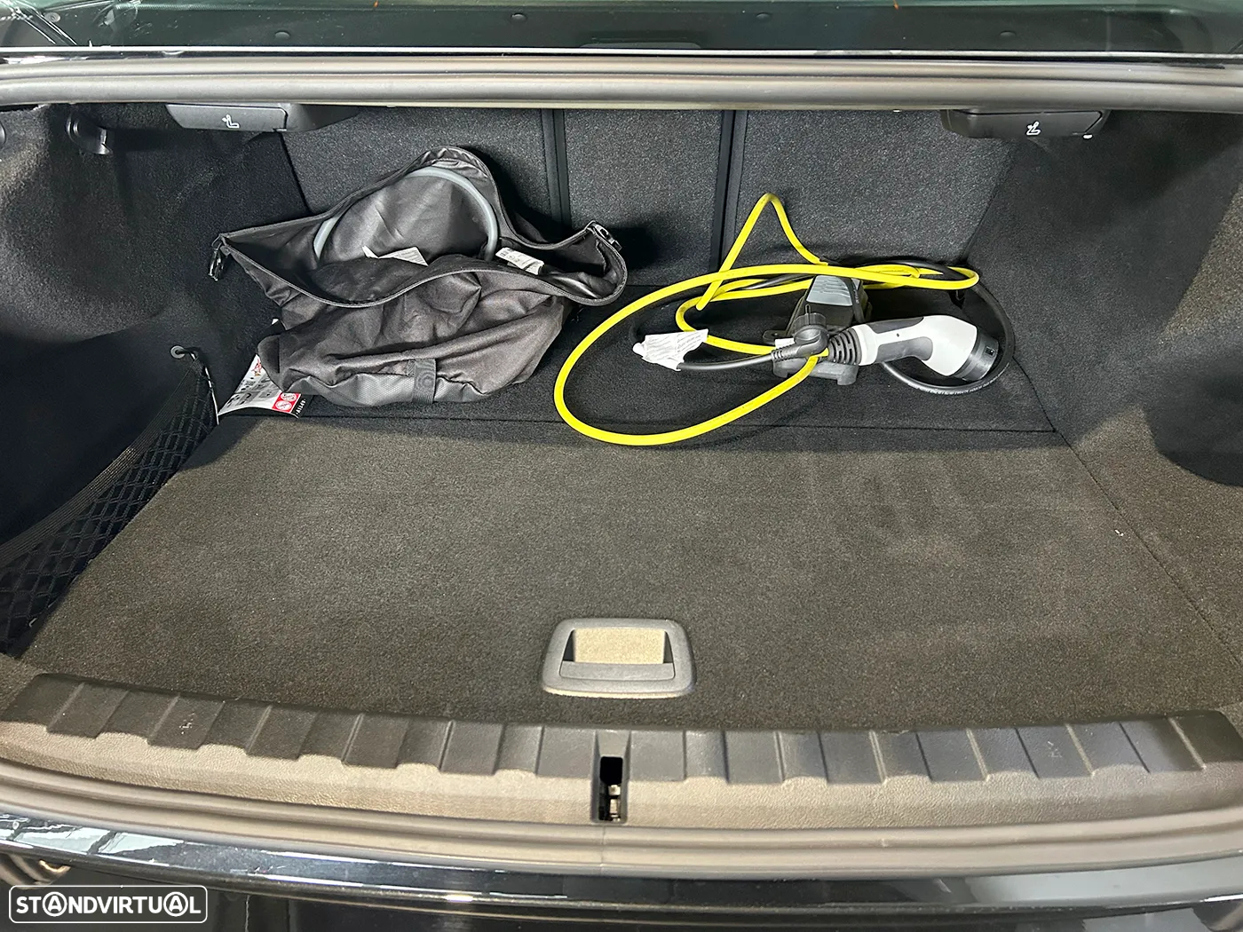 BMW 320 e Pack M Auto - 49