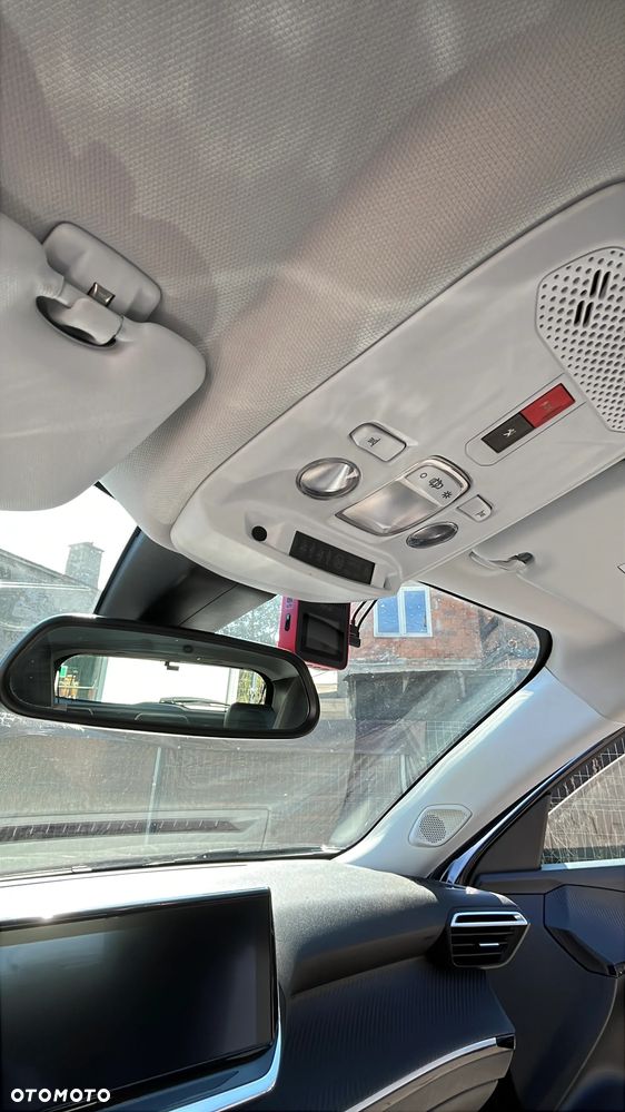 Peugeot 2008 PureTech 130 GPF Stop&Start Allure - 16