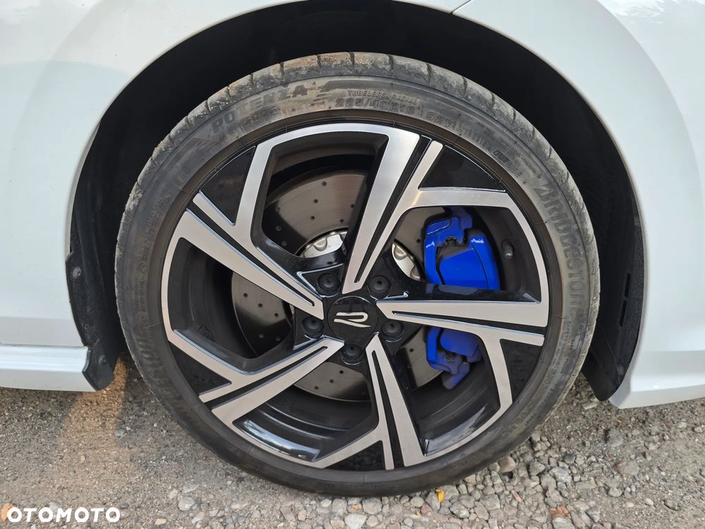 Volkswagen Golf 2.0 TSI 4Motion R DSG - 7