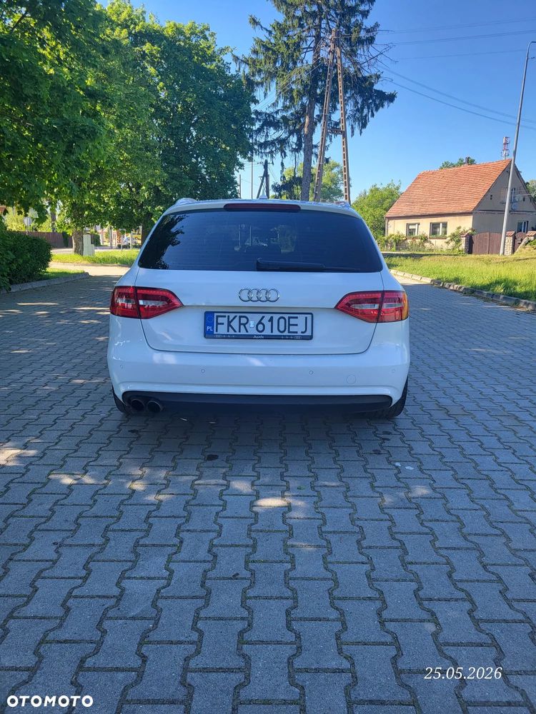 Audi A4 Avant - 4