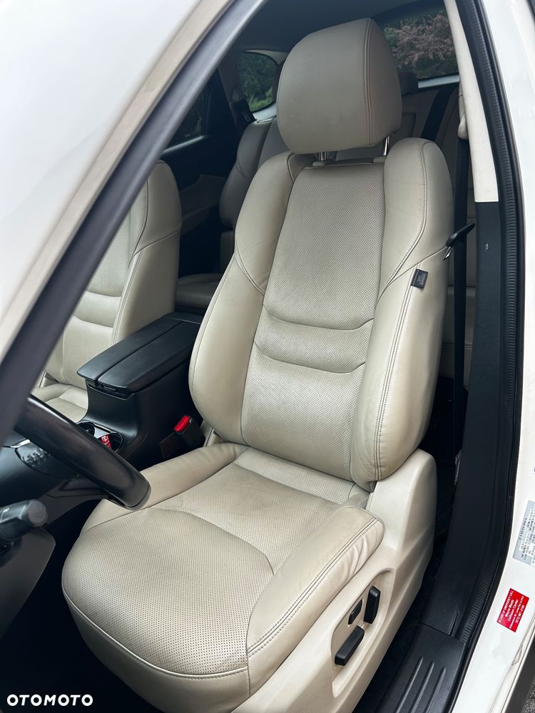 Mazda CX-9 - 12