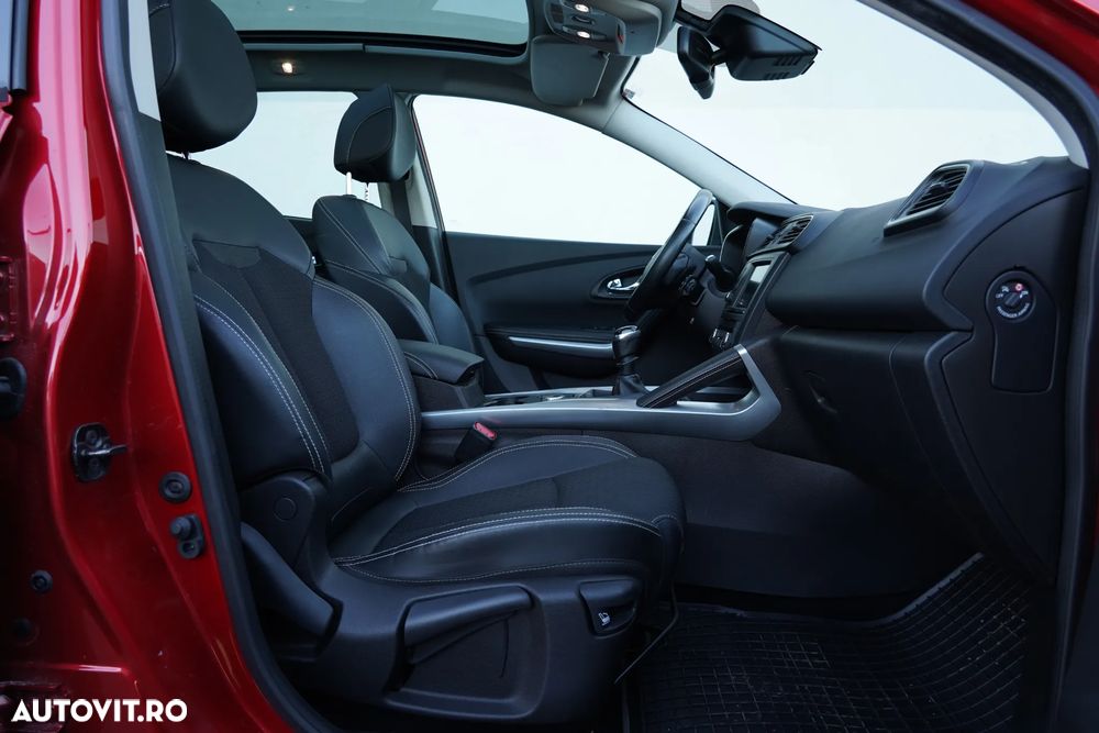 Renault Kadjar 1.6 DCI 4X4 Intens - 14