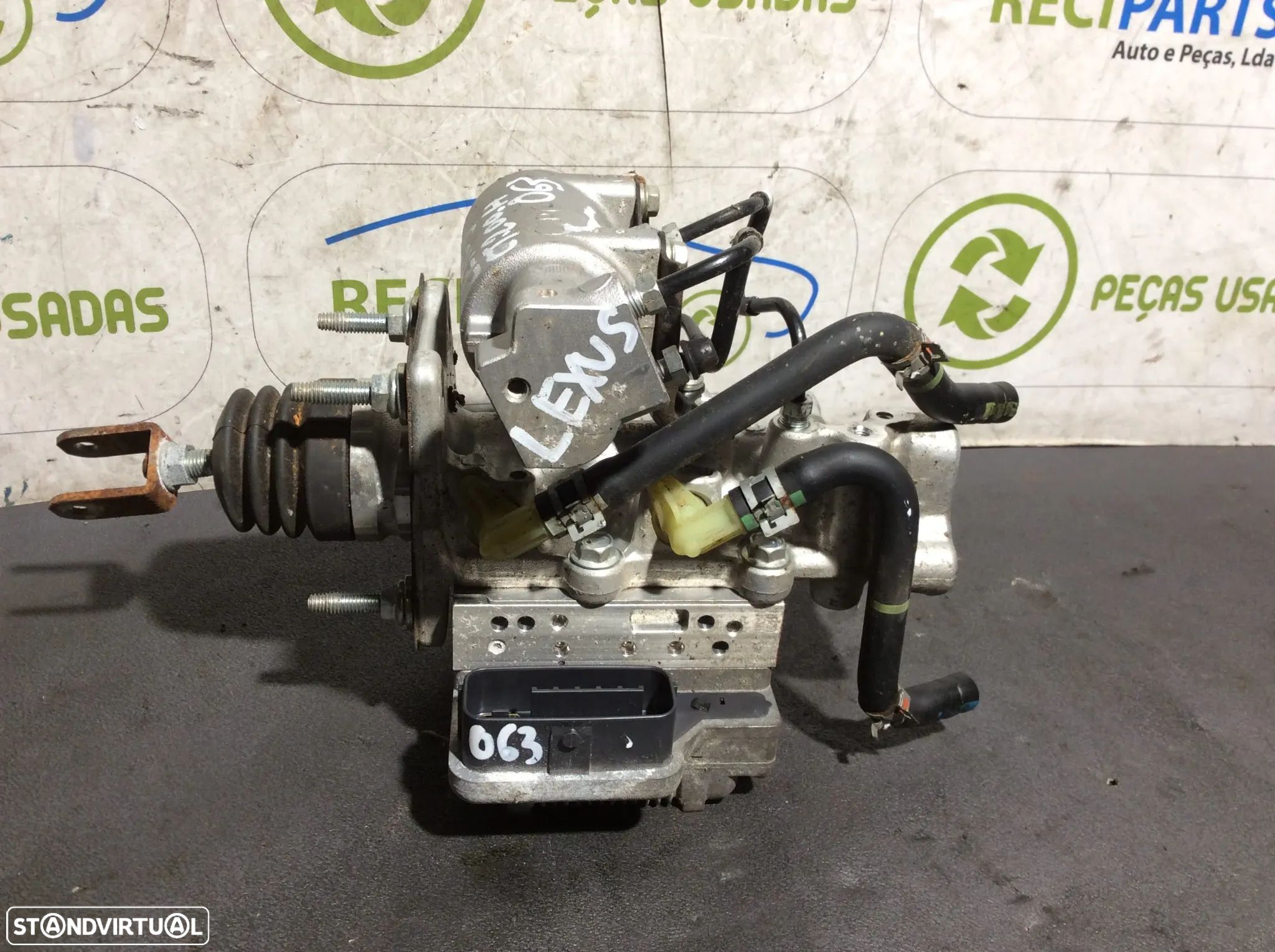 Bomba de travões Lexus CT200 - 1