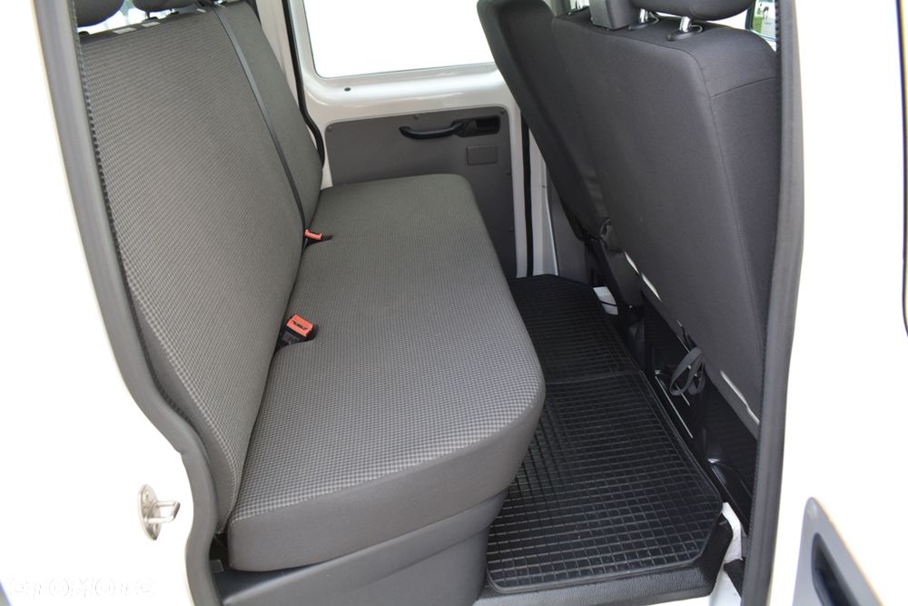 Volkswagen TRANSPORTER T6.1 DOKA - 27