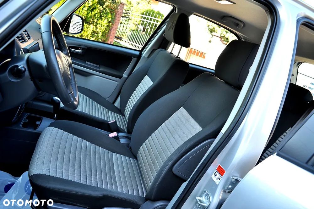 Suzuki SX4 1.6 VVT Automatic 4x2 Style - 8