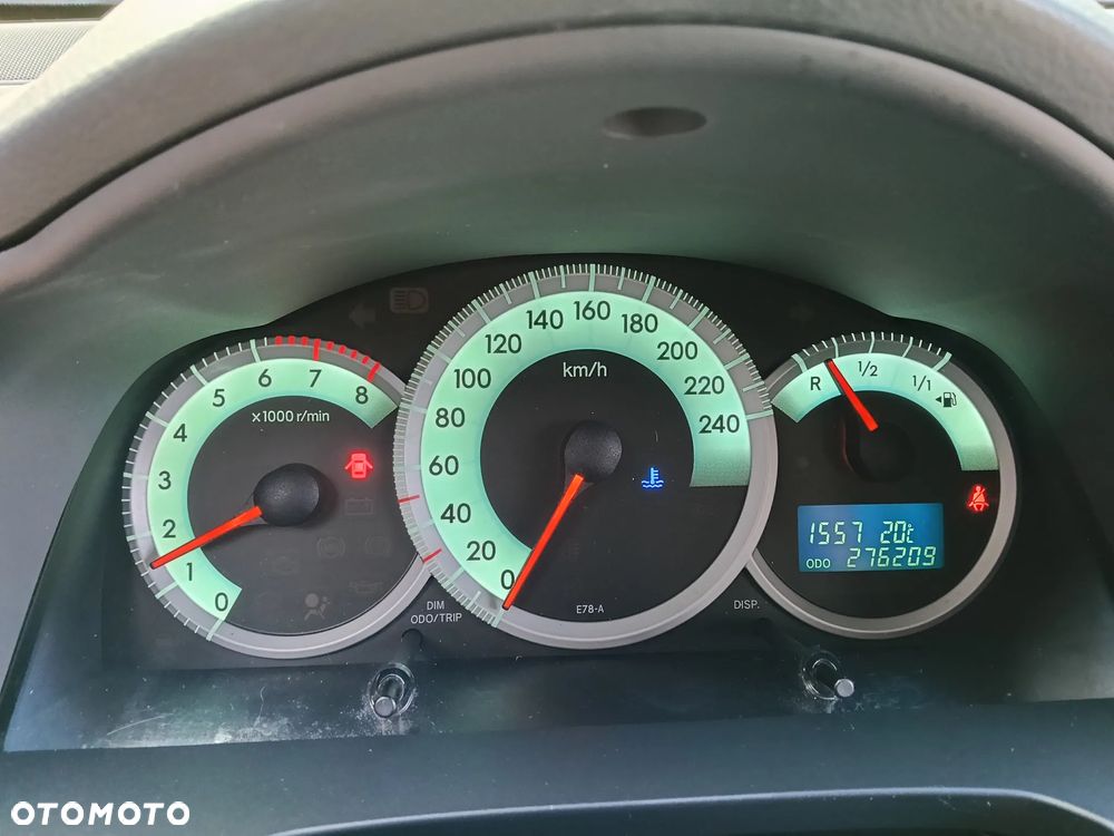 Toyota Corolla Verso - 10