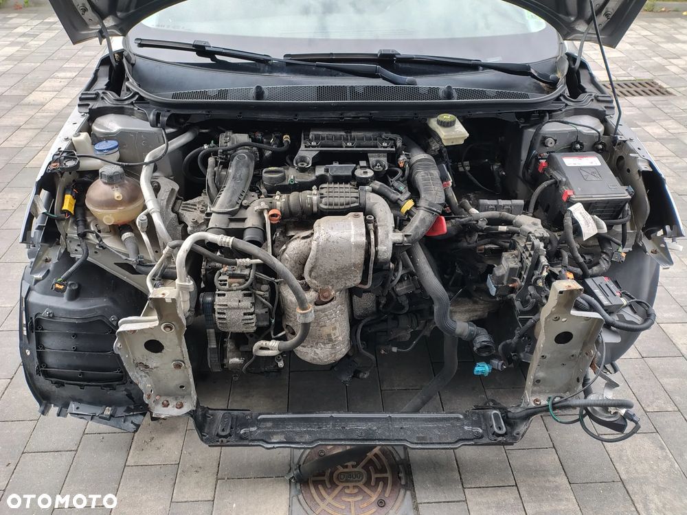 Peugeot 308 1.6 BlueHDi Active S&S - 19