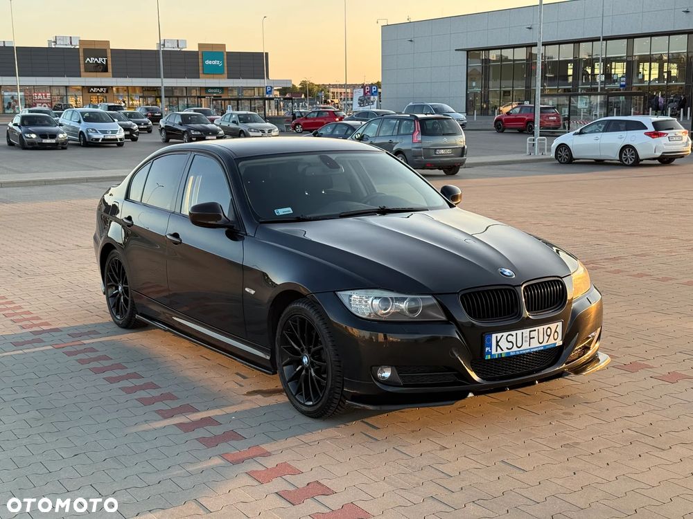BMW Seria 3 320i - 3