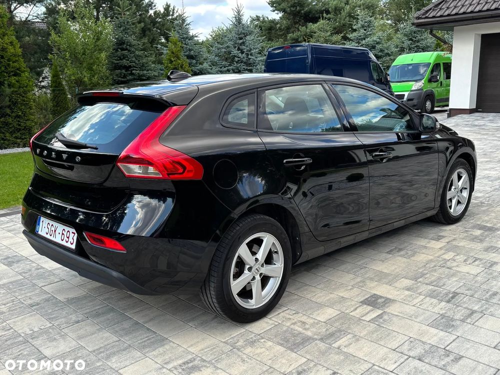 Volvo V40 D2 Kinetic - 6