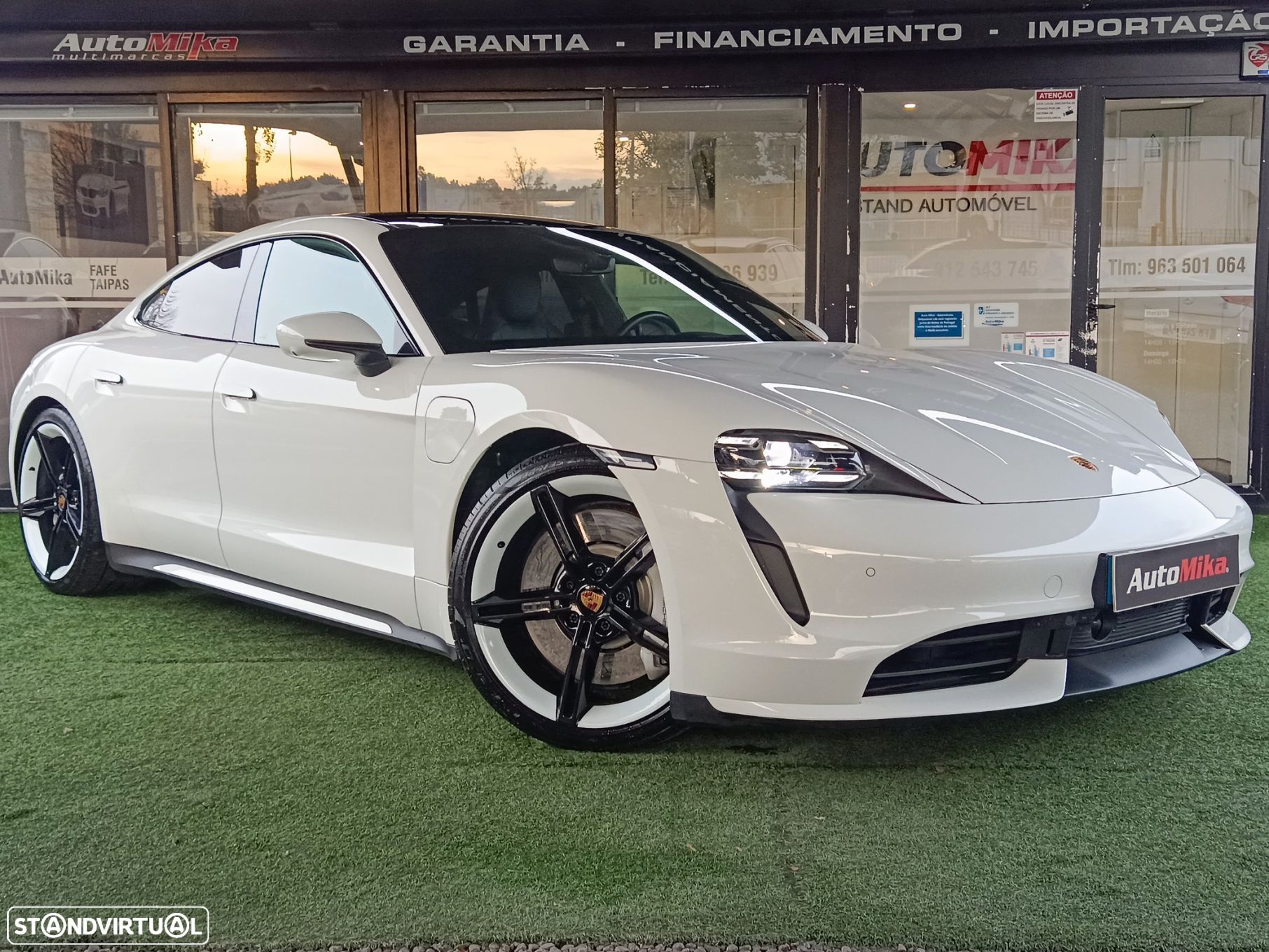 Porsche Taycan Turbo - 1