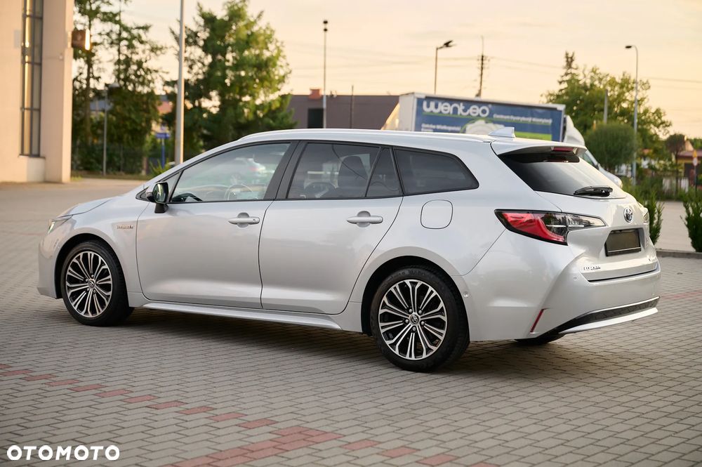 Toyota Corolla 1.8 Hybrid GPF Comfort - 8
