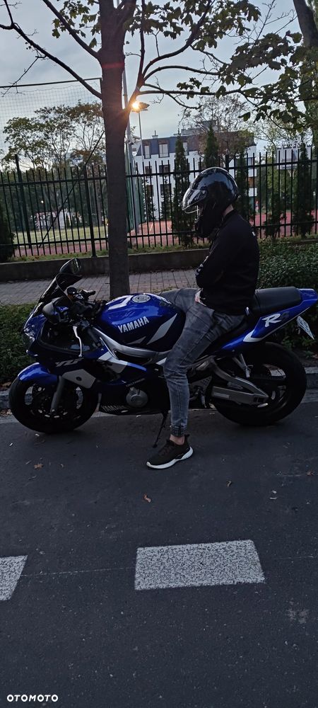 Yamaha R6 - 2