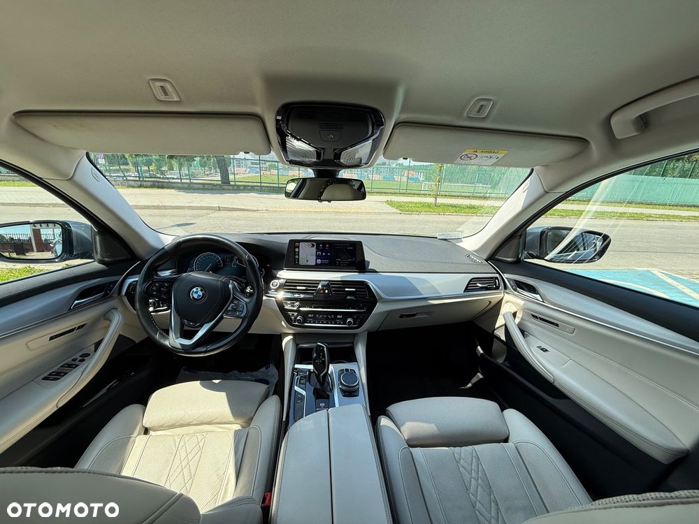 BMW Seria 5 540i xDrive Luxury Line - 19