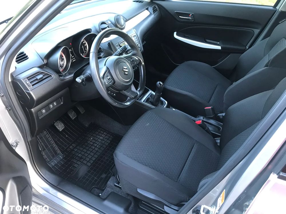 Suzuki Swift 1.2 Dualjet SHVS Premium - 9