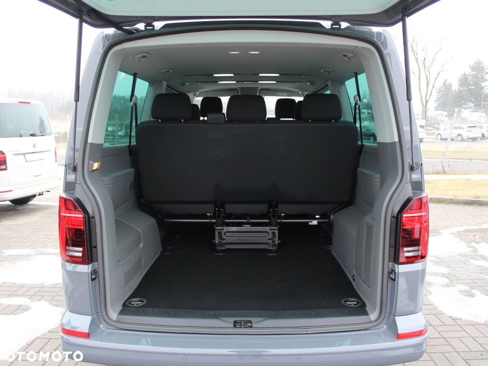 Volkswagen Caravelle - 15