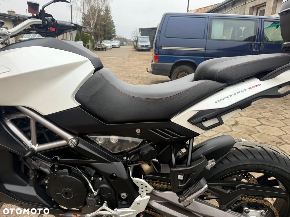 Aprilia Caponord - 29