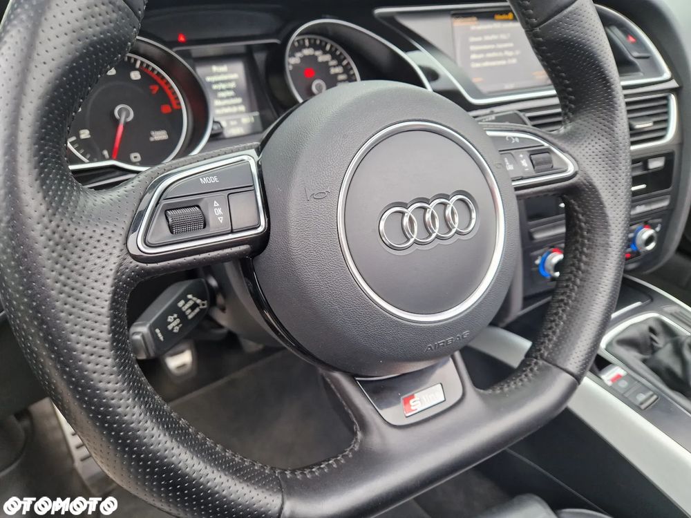 Audi A5 Cabrio - 17