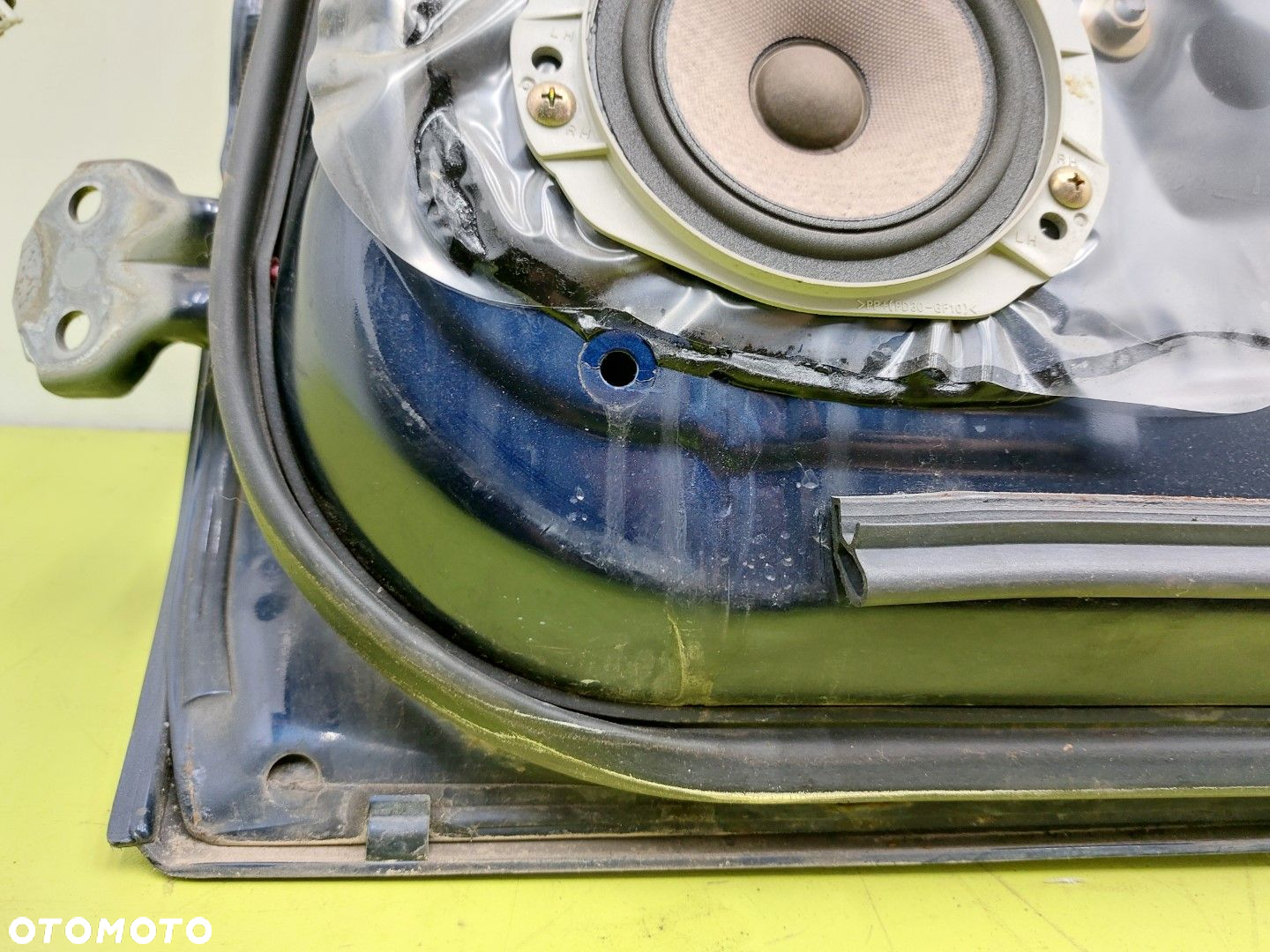 Drzwi tylne prawe tył SUBARU FORESTER II 2002-2006 PRZED LIFT LAKIER 35J - 11