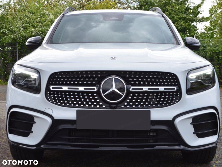 Mercedes-Benz GLB 200 d AMG Line 8G-DCT - 3