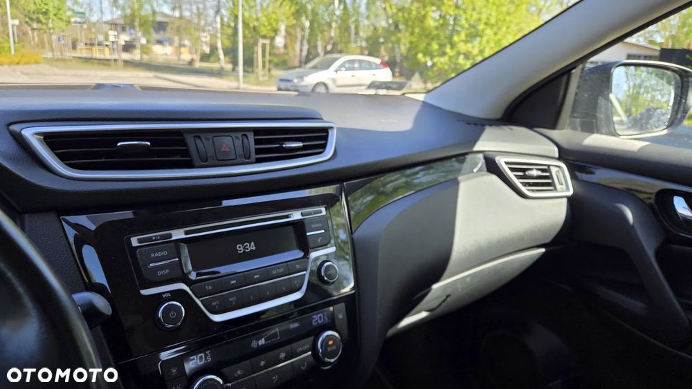 Nissan Qashqai - 1
