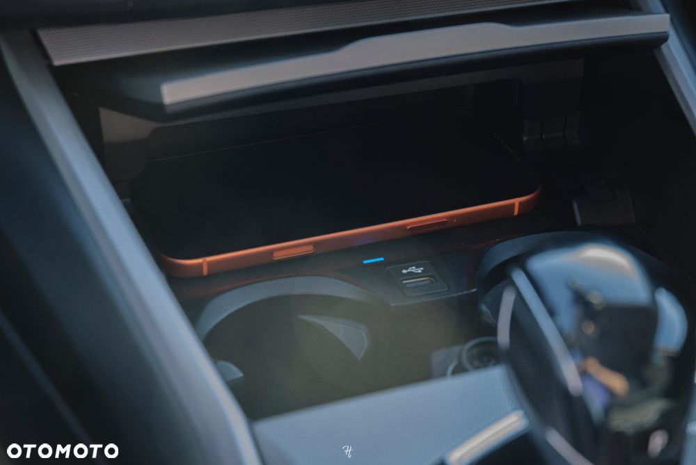 BMW Seria 3 330e - 31
