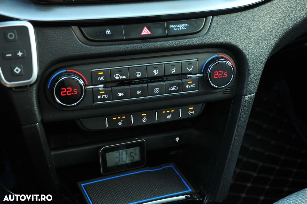 Kia XCeed 1.4 T-GDI 7DCT Style+ - 18