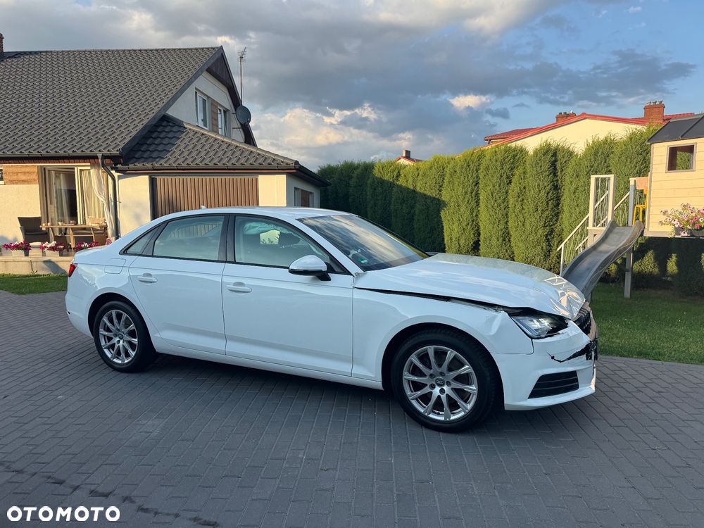 Audi A4 Limousine 2.0 TFSI ultra S tronic - 25