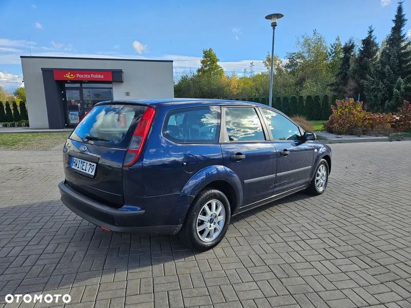 Ford Focus 1.4 16V Ambiente - 3