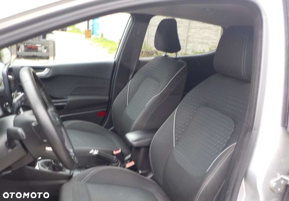 Ford Fiesta - 18