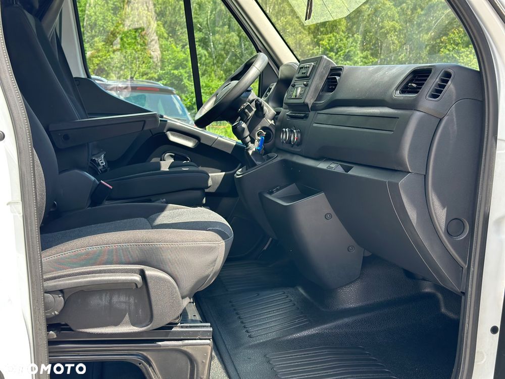 Renault Master 8 palet / sypialnia wejkam / thermo king v 400 max multitemperatura / salon polska / jak nowy - 10