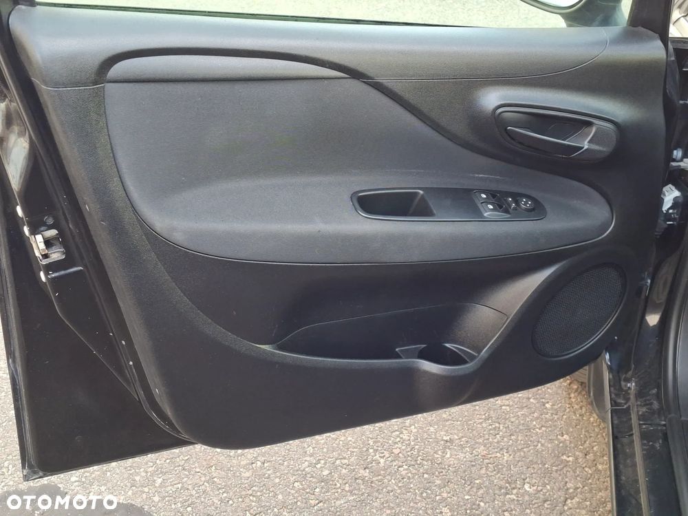Fiat Punto Evo - 15