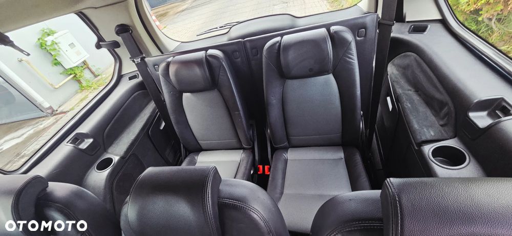 Ford Galaxy 2.0 TDCi Ghia - 29