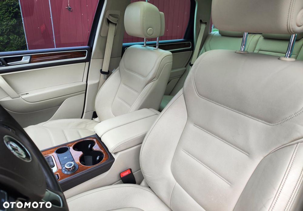 Volkswagen Touareg 3.0 V6 TDI BMT - 13