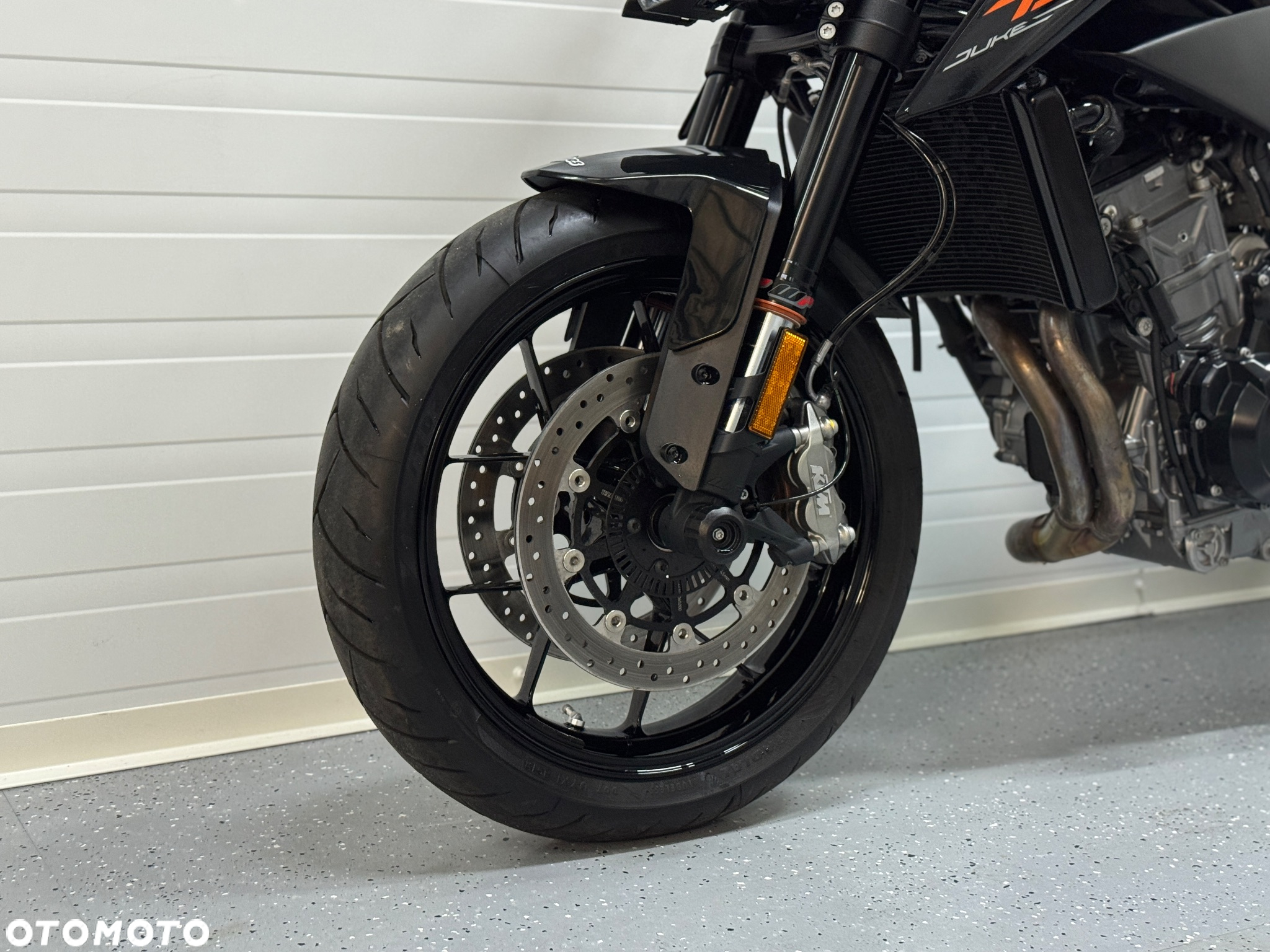 KTM Duke - 17