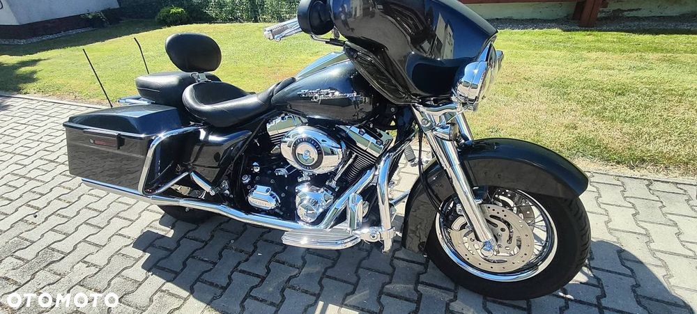Harley-Davidson Touring Street Glide - 17