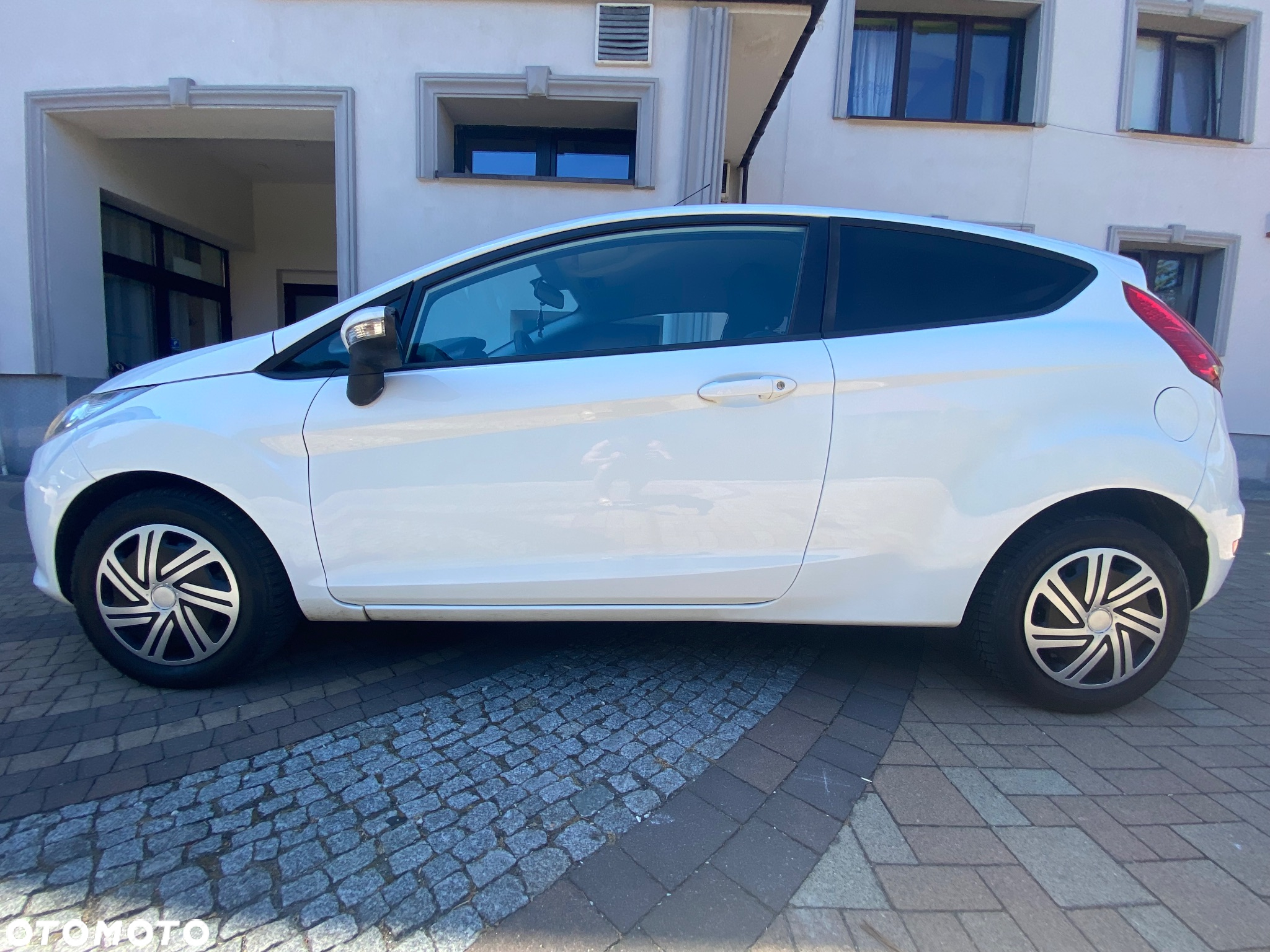 Ford Fiesta 1.25 Ambiente - 8