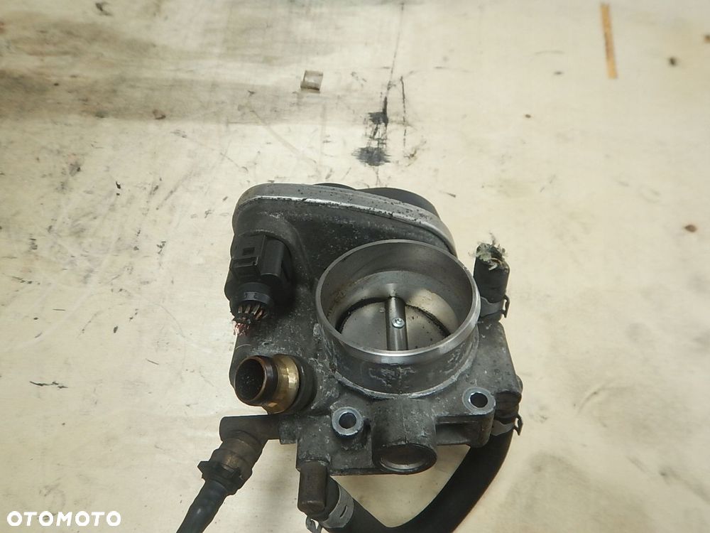 przepustnica opel zafira b astra h 1.6 16v 55560398 - 3