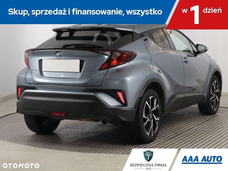 Toyota C-HR - 6
