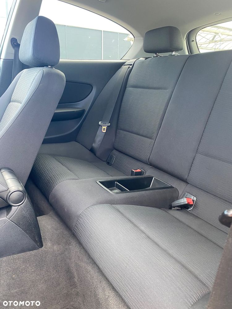 BMW Seria 1 120d - 11