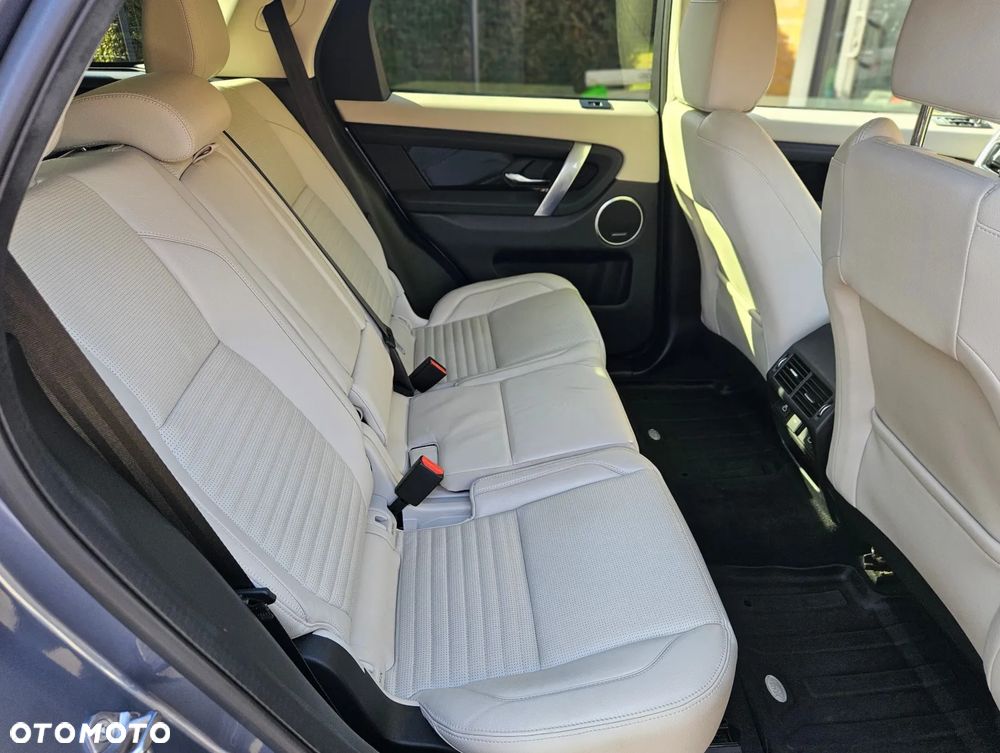 Land Rover Discovery Sport P250 SE - 20