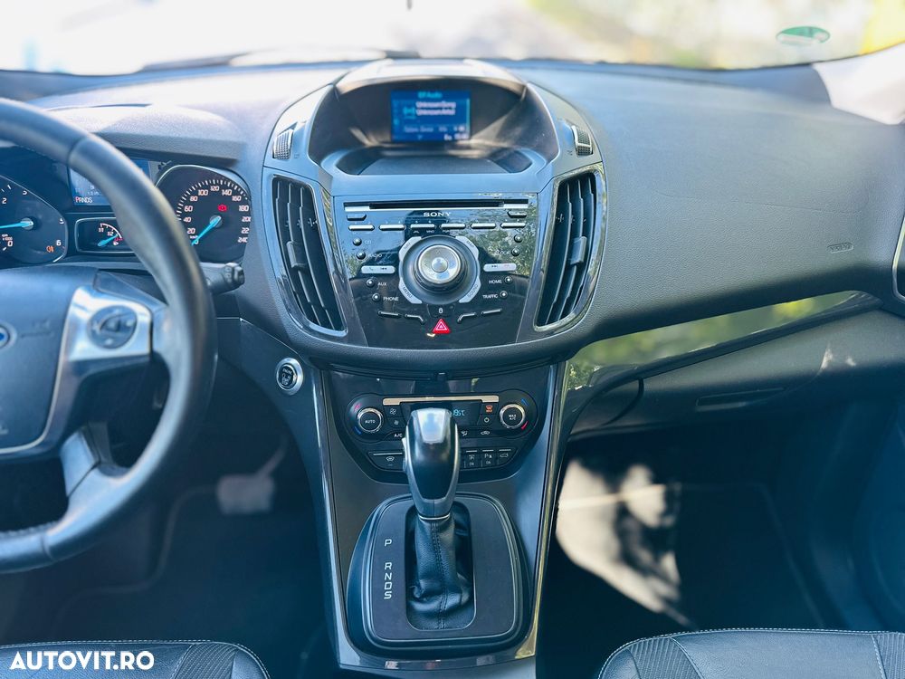 Ford Kuga 2.0 TDCi Powershift 4WD Titanium - 10