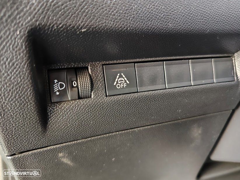 Peugeot 208 1.5 BlueHDi Allure - 5