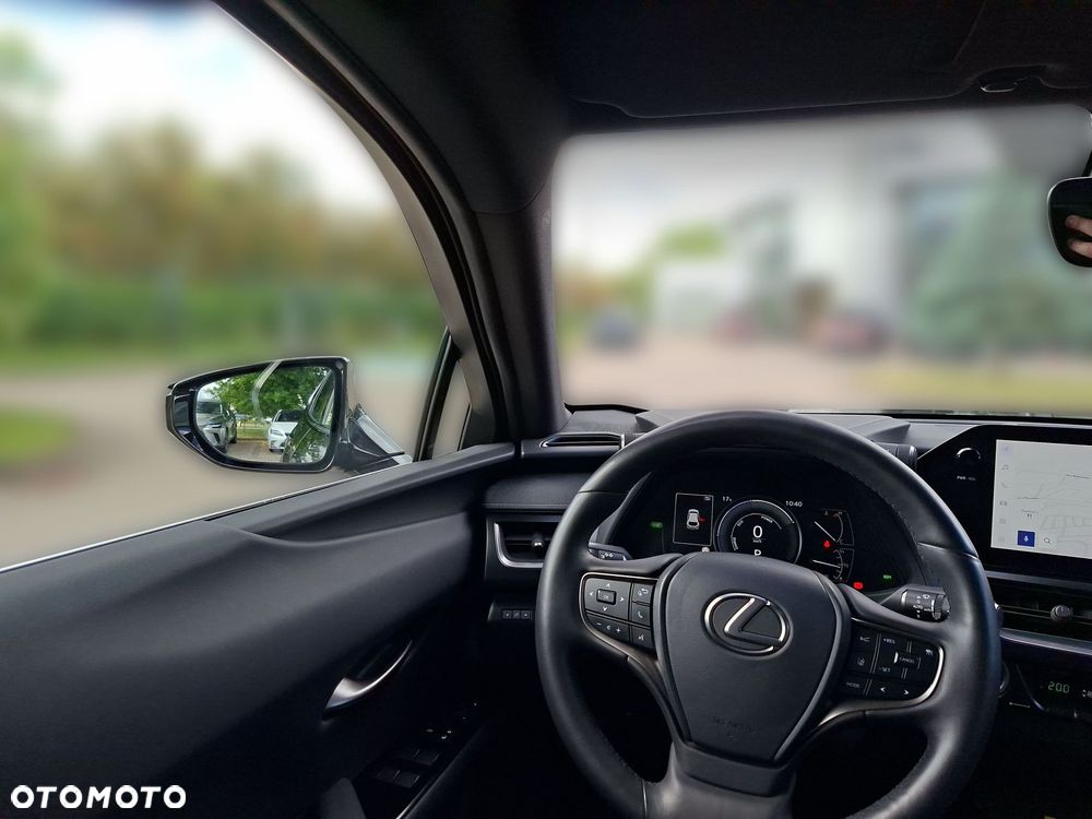 Lexus UX 250h GPF F Sport Design 2WD - 23
