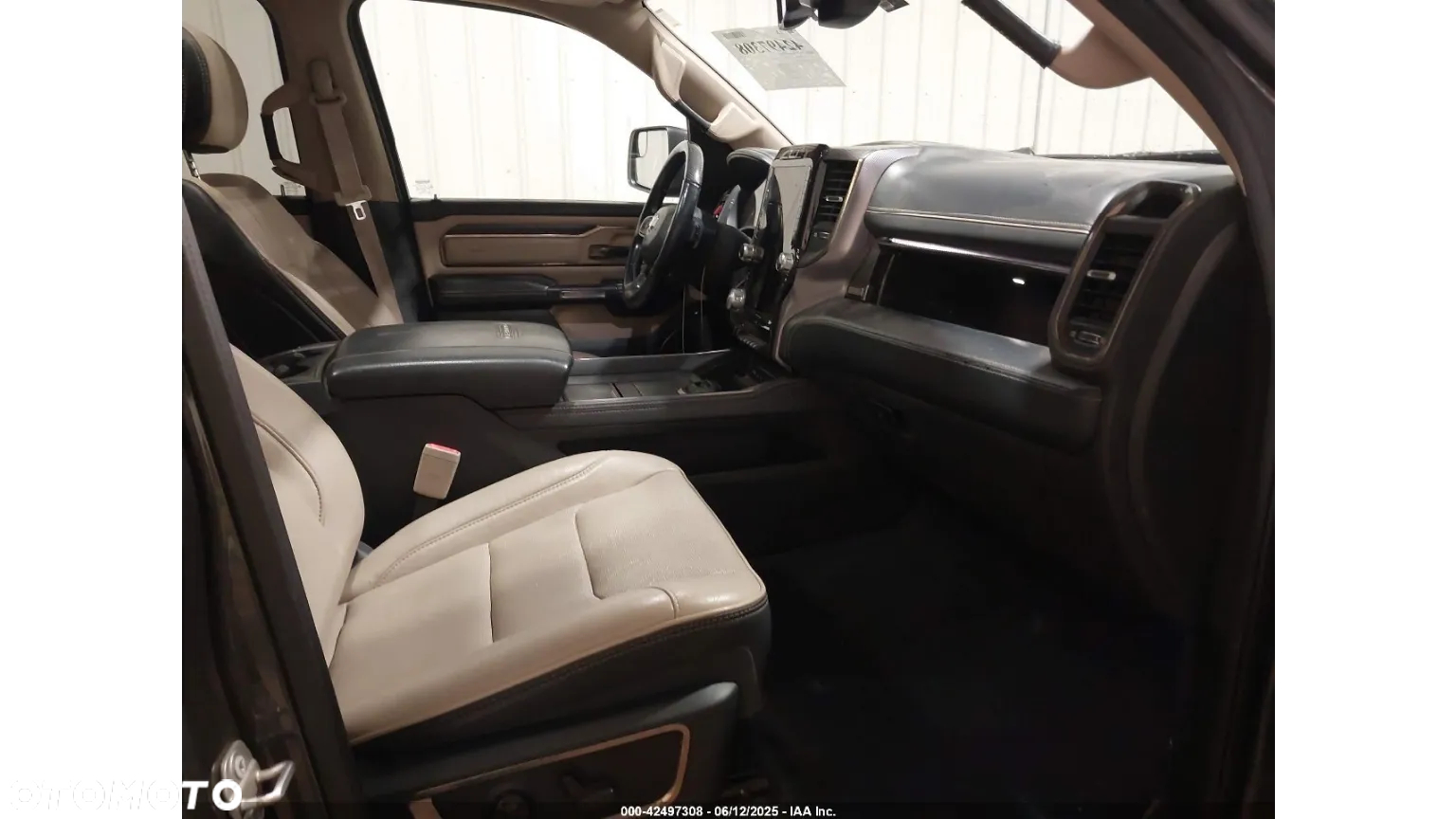 RAM 1500 Crew Cab Limited - 9