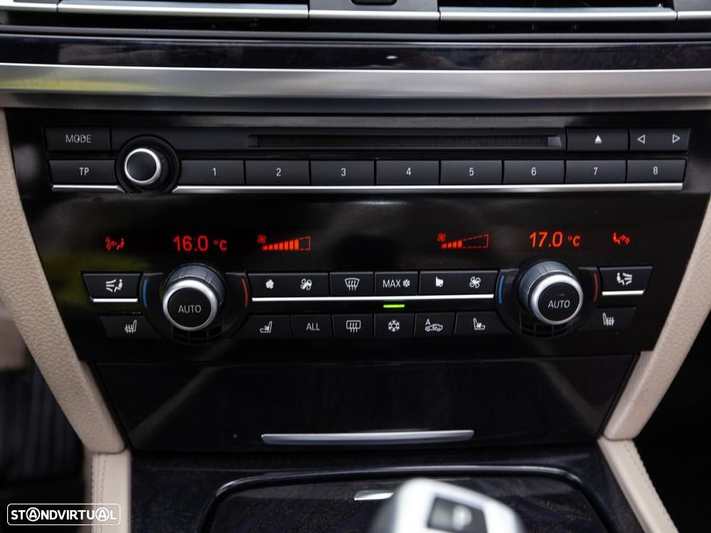 BMW 740 - 22