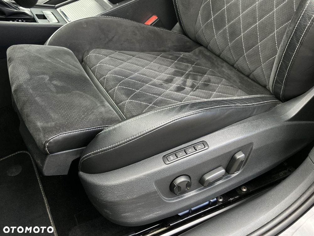 Skoda Superb 2.0 TDI SCR Sportline DSG - 15
