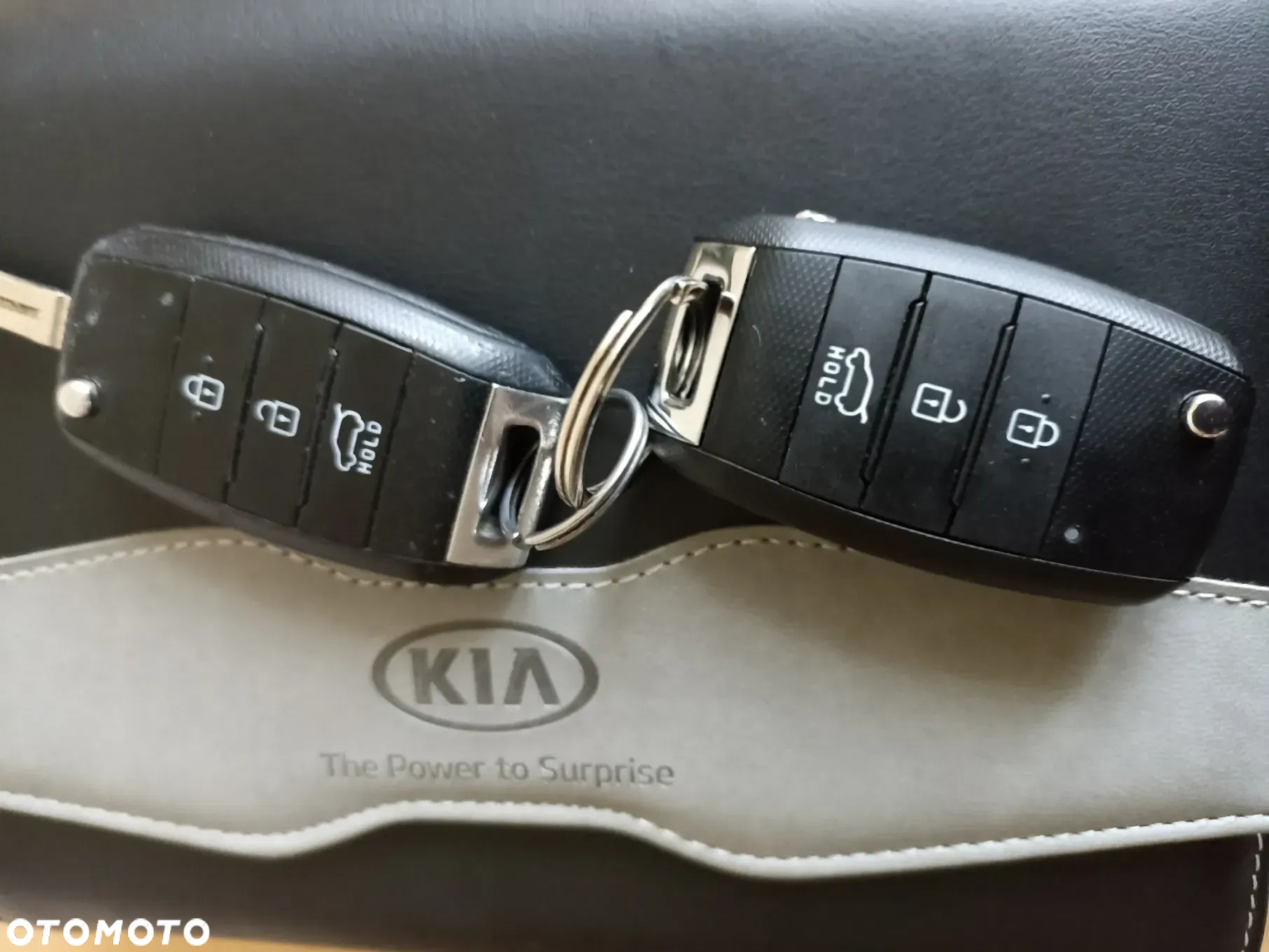 Kia Ceed - 36