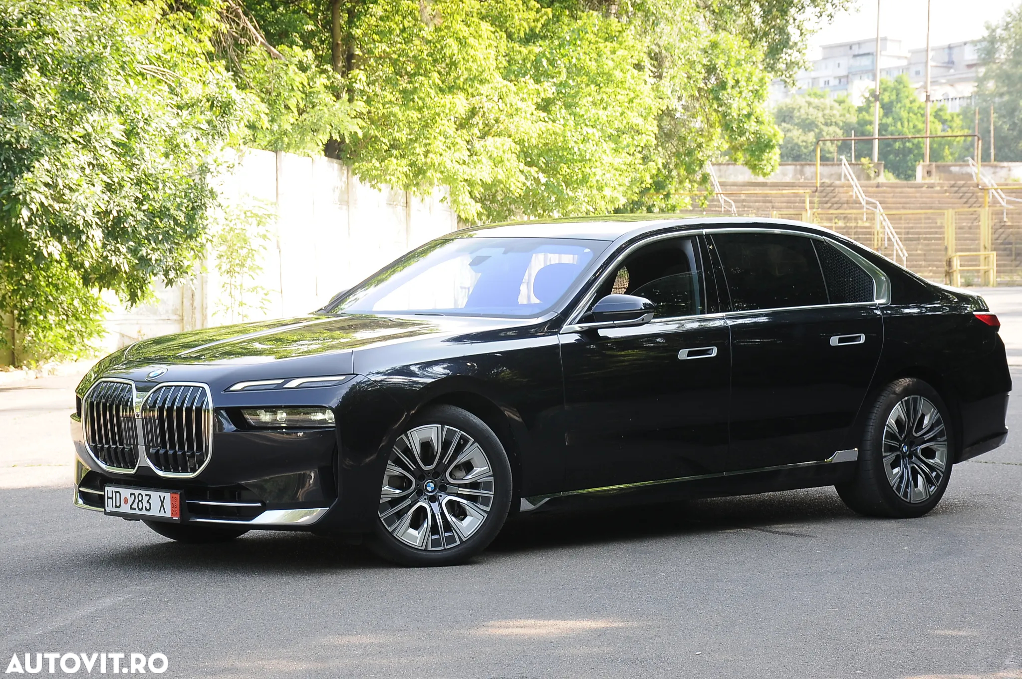BMW Seria 7 740d xDrive - 36